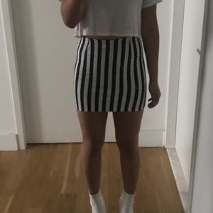 AA Black and white striped high waisted skirt